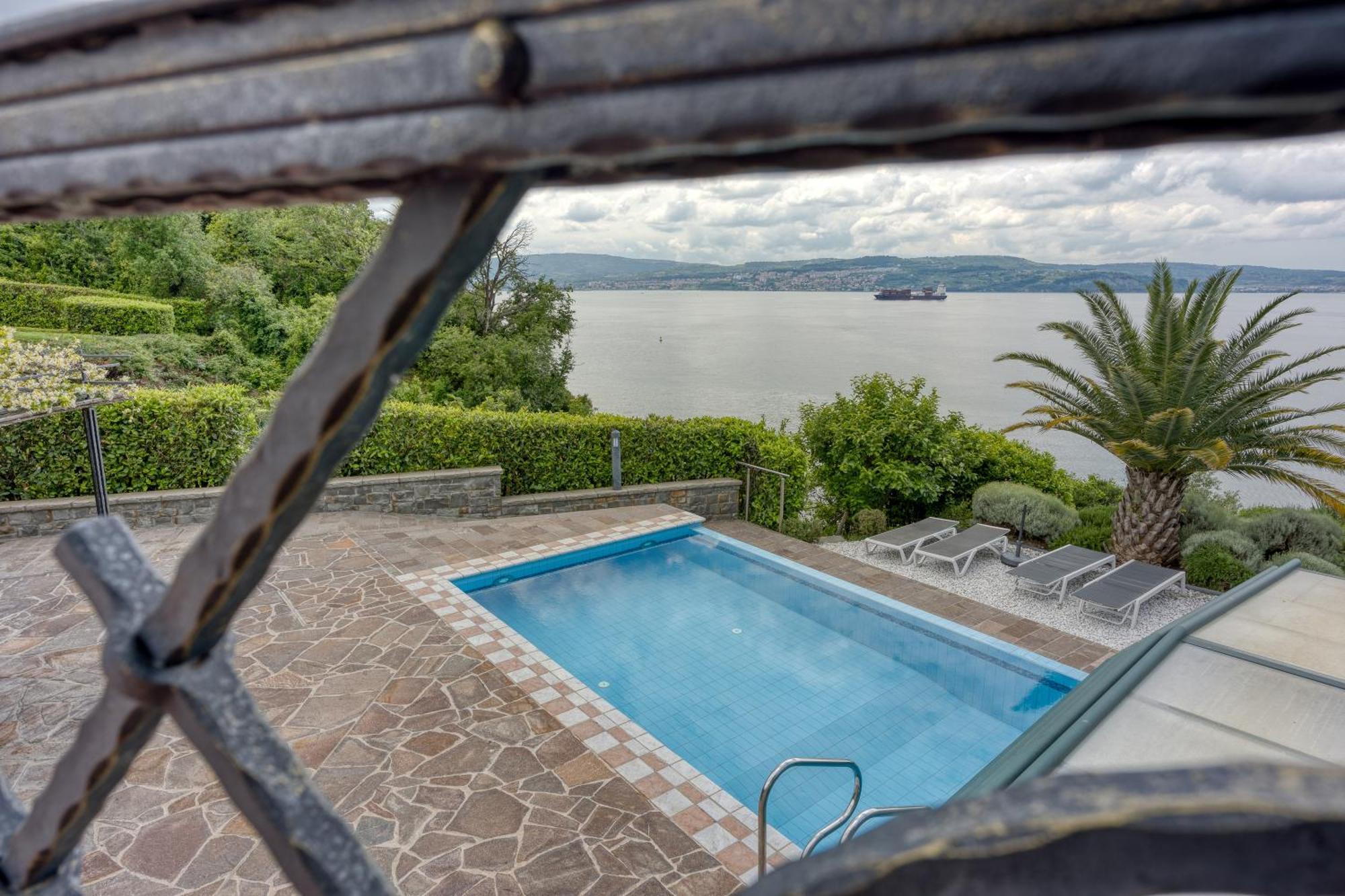 Debeli Rtic Apartments - Happy Rentals アンカラン エクステリア 写真