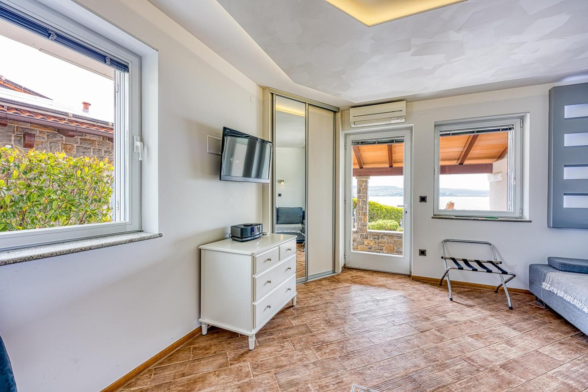 Debeli Rtic Apartments - Happy Rentals アンカラン エクステリア 写真